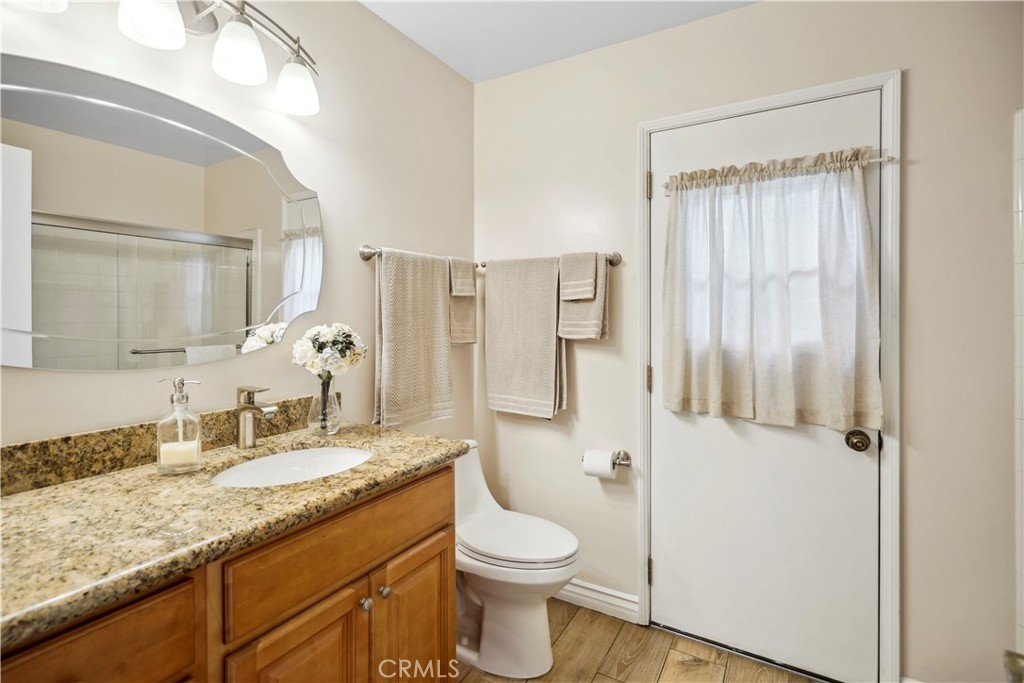 11300 Dulcet Avenue Property Photo 27