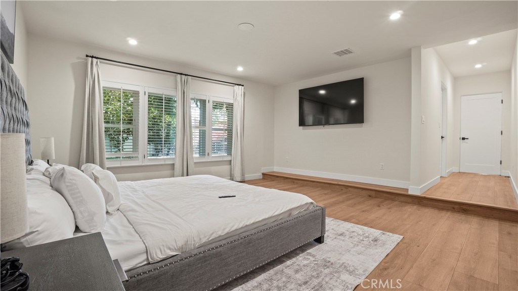 4711 Tyrone Property Photo 44