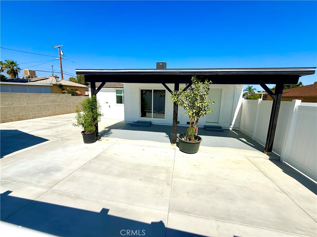 7935 Cleon Property Photo 5