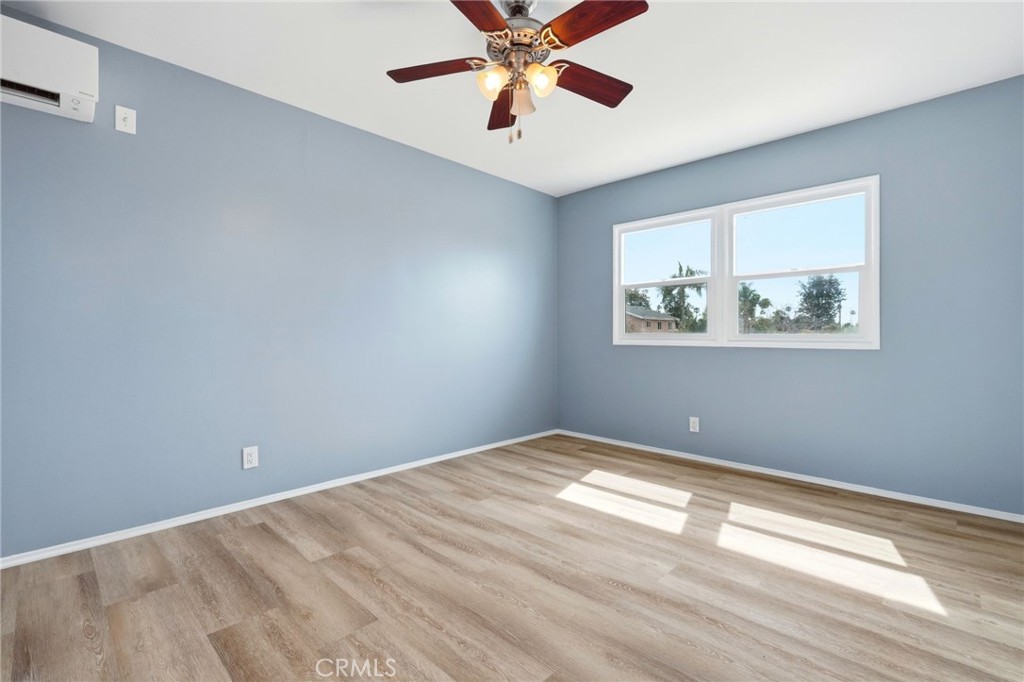 711 Stepney Street Property Photo 15