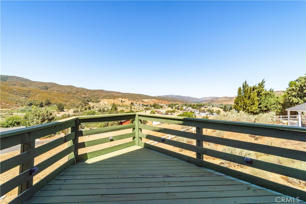 14738 Flintstone Drive Property Photo 10