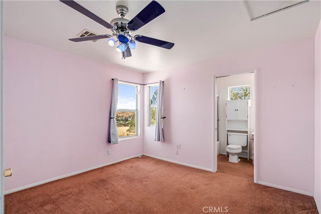 14738 Flintstone Drive Property Photo 37
