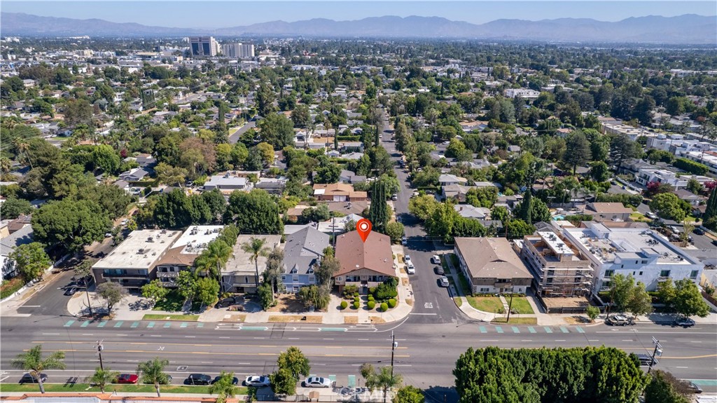 14205 Burbank Boulevard Property Photo 13