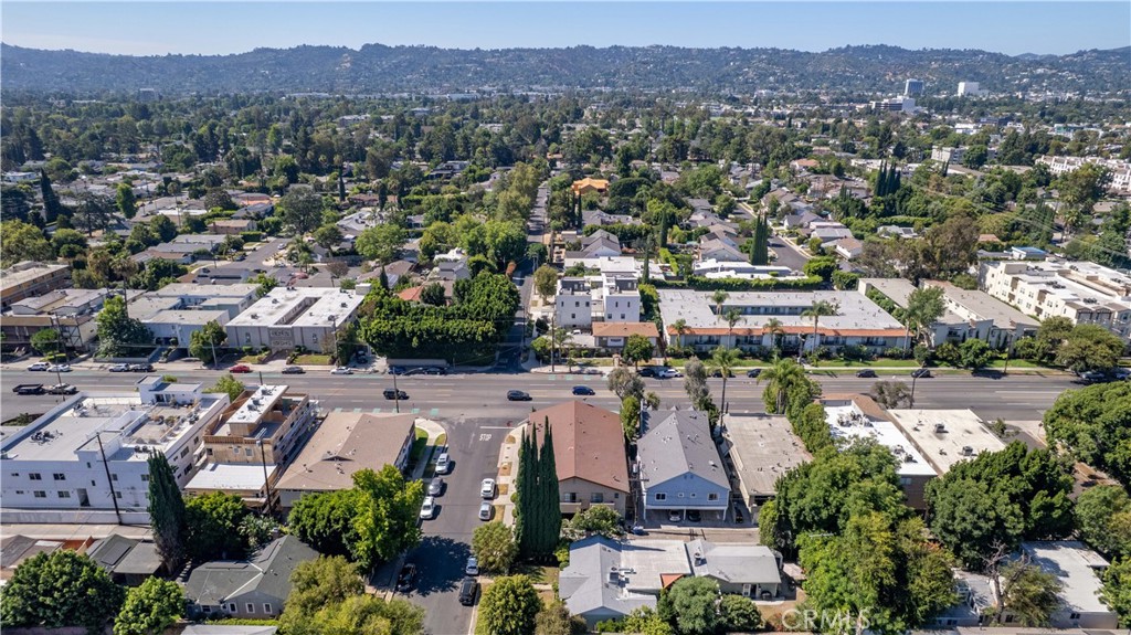 14205 Burbank Boulevard Property Photo 22