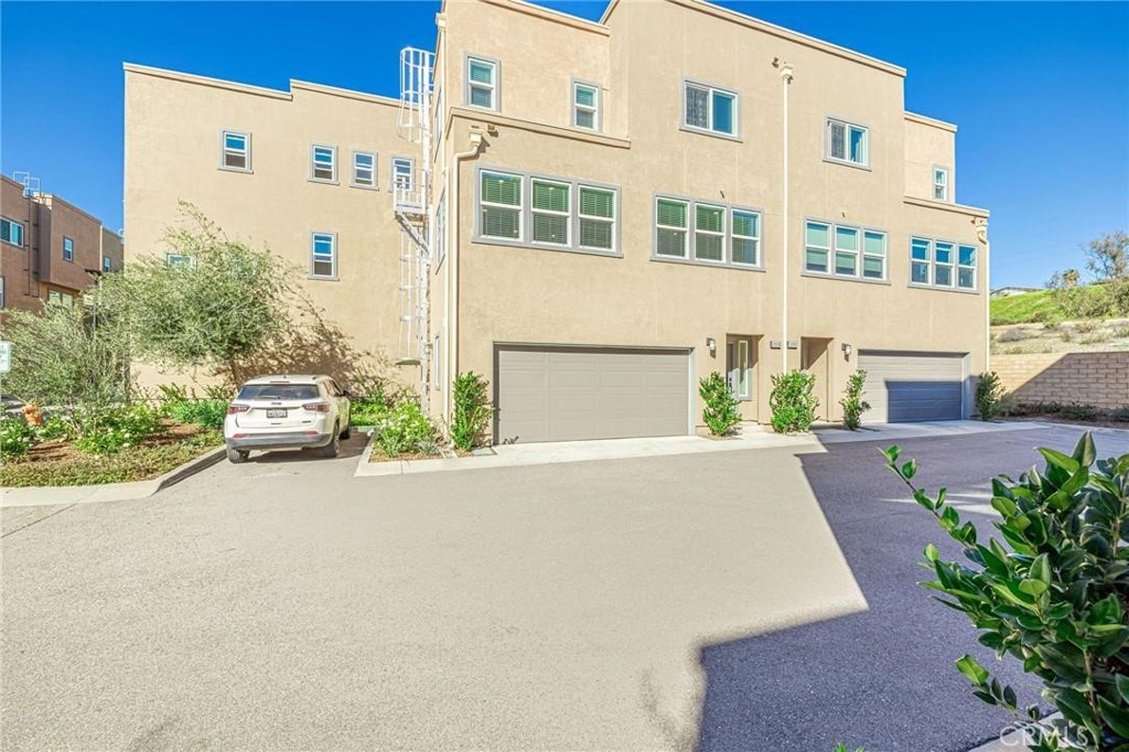 12800 N Watt Lane D Property Photo 2