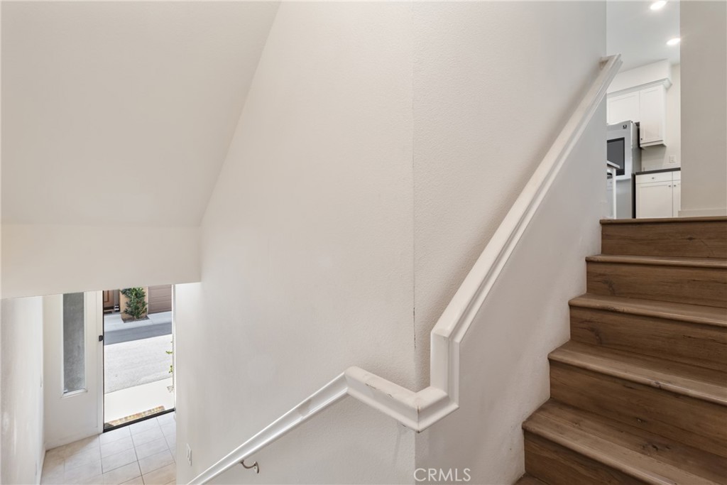 12800 N Watt Lane D Property Photo 6