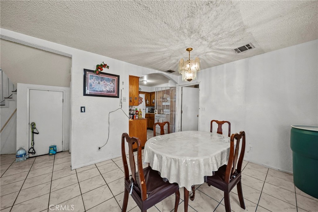 1875 W Slauson Avenue Property Photo 5