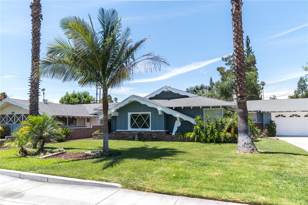 11337 Royal Palm Property Photo 1