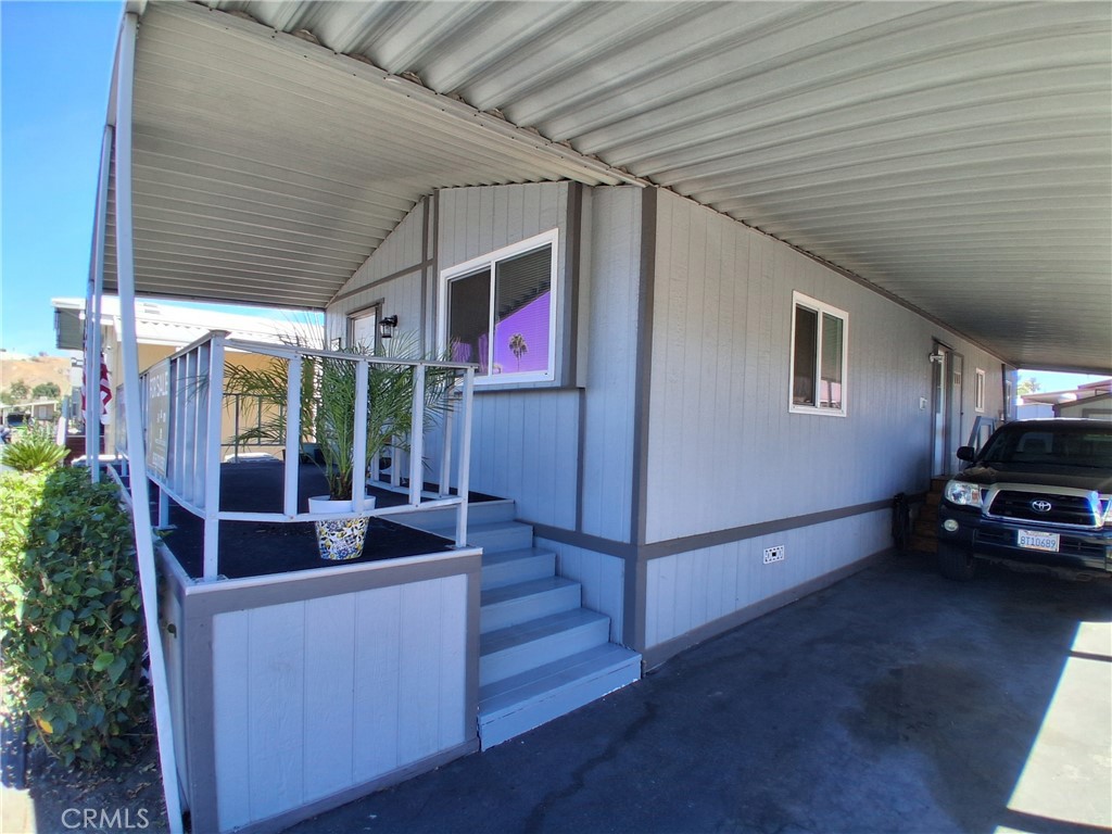 20401 Soledad Canyon Road 346 Property Photo 3