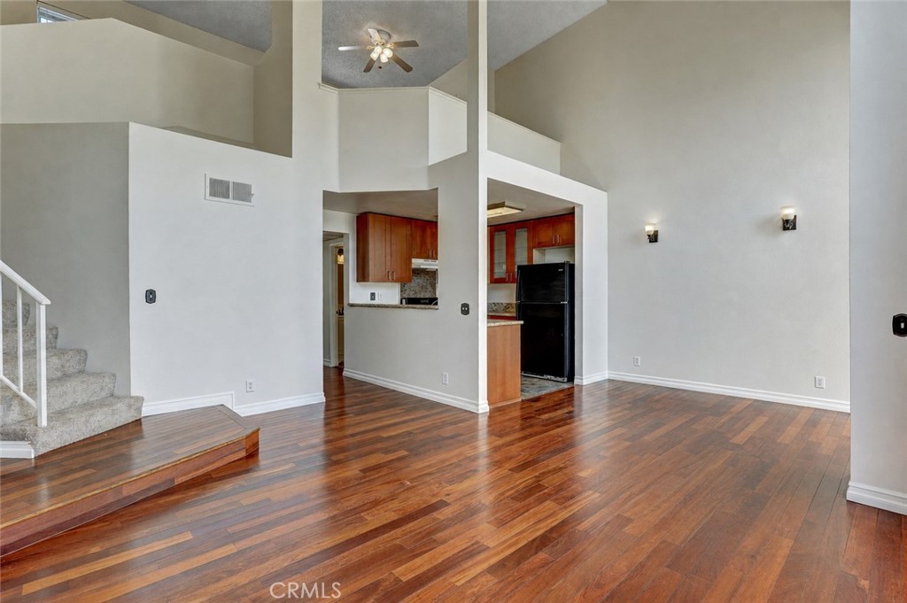 11150 Glenoaks 294 Property Photo 8