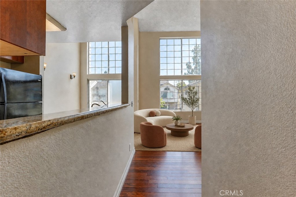 11150 Glenoaks 294 Property Photo 23