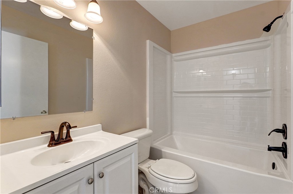 11150 Glenoaks 294 Property Photo 25