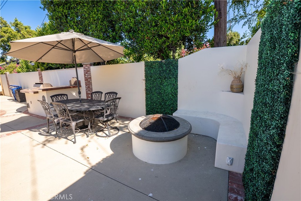 8951 Yolanda Property Photo 21