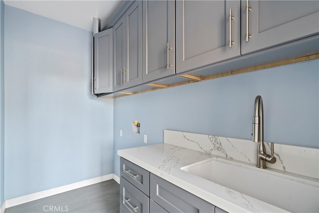 20811 W Seeasons Lane Property Photo 22