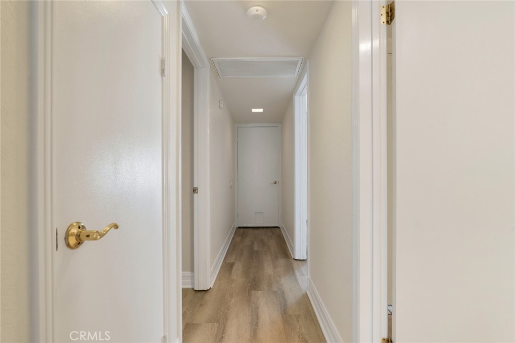 1820 Suntree Lane Property Photo 11