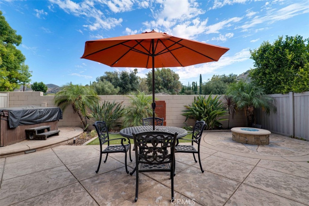 1820 Suntree Lane Property Photo 27