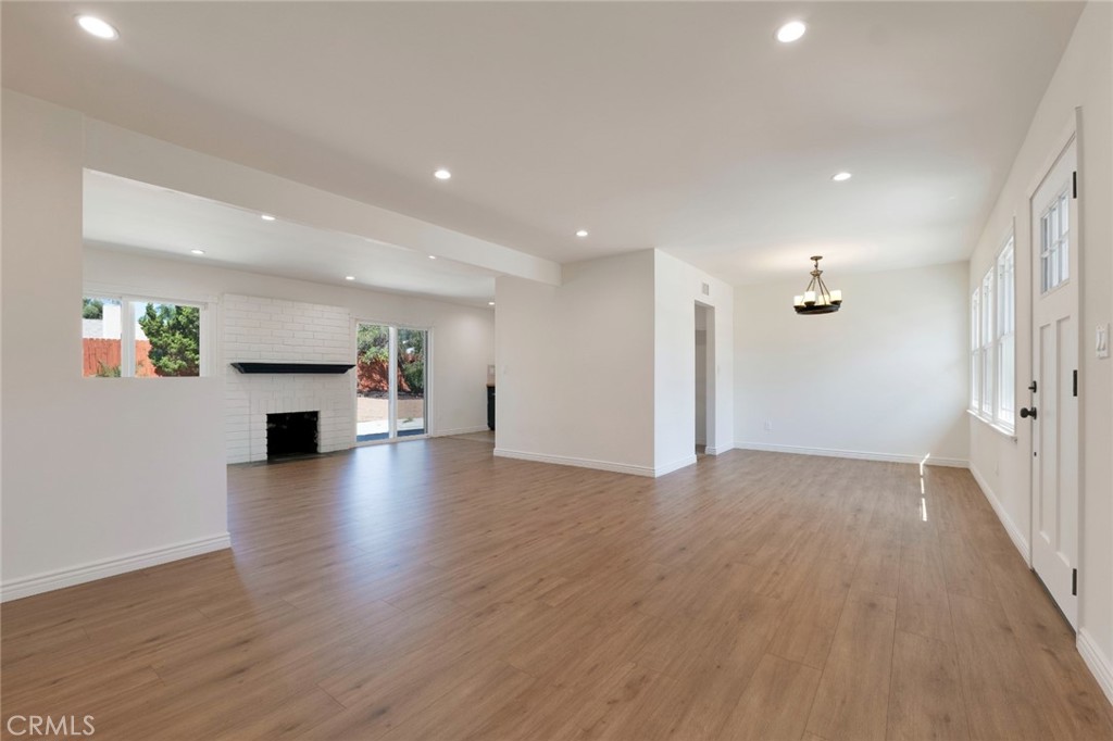 9943 Fullbright Avenue Property Photo 4