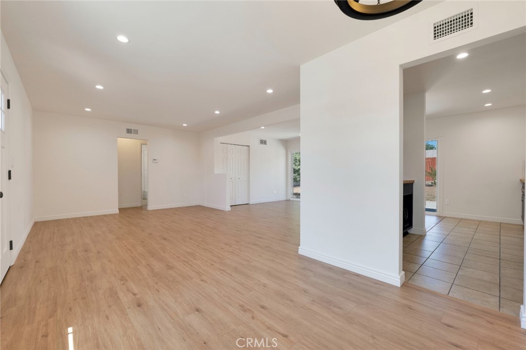 9943 Fullbright Avenue Property Photo 8