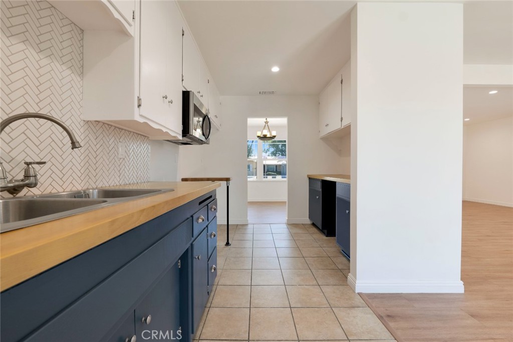 9943 Fullbright Avenue Property Photo 11