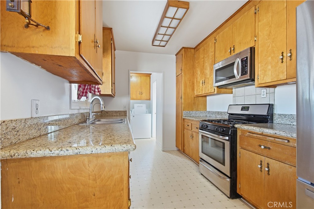 9344 E Avenue T8 Property Photo 7