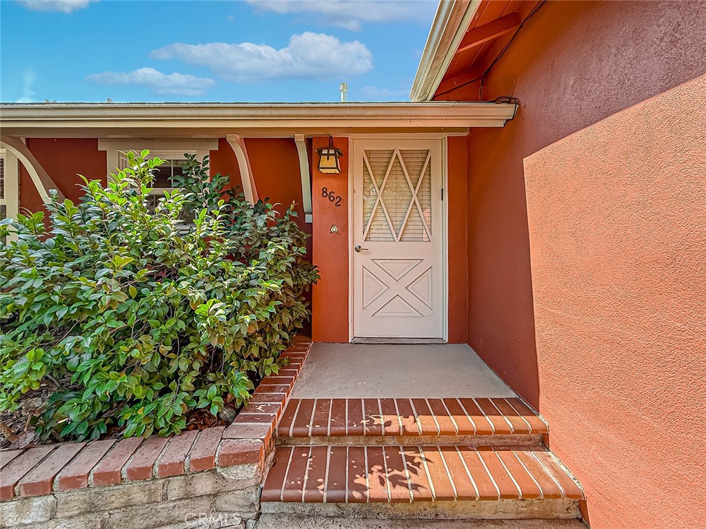 862 Camino La Maida Property Photo 6