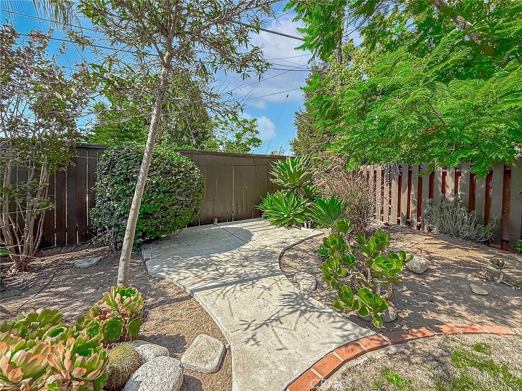 862 Camino La Maida Property Photo 46