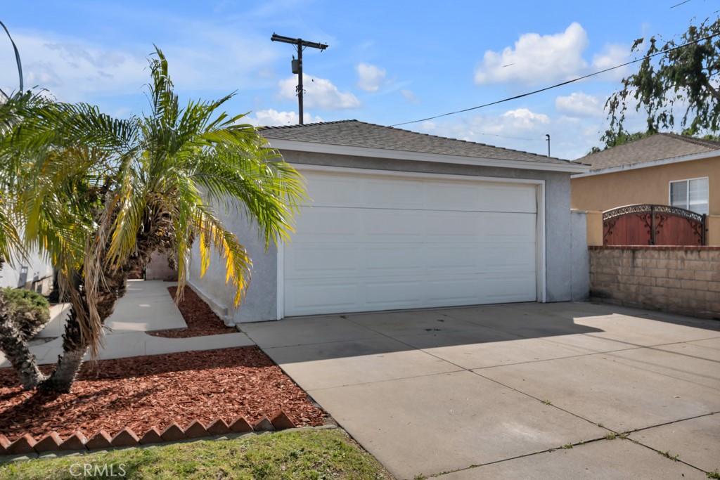 4854 W 94th Street Property Photo 42