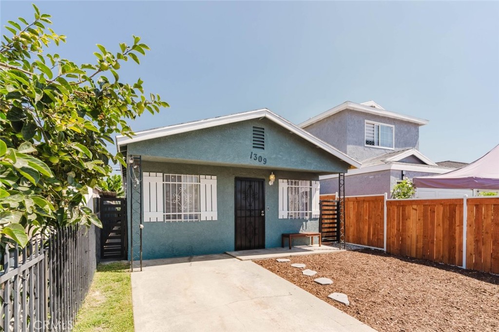 1309 W 131st Street Property Photo 1