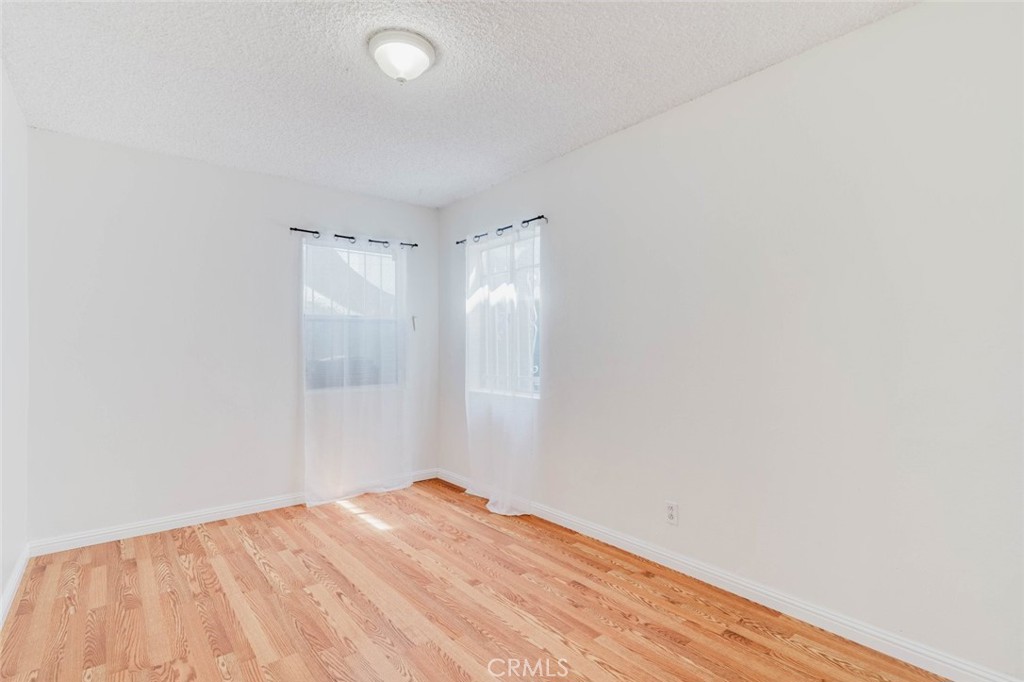 1309 W 131st Street Property Photo 12