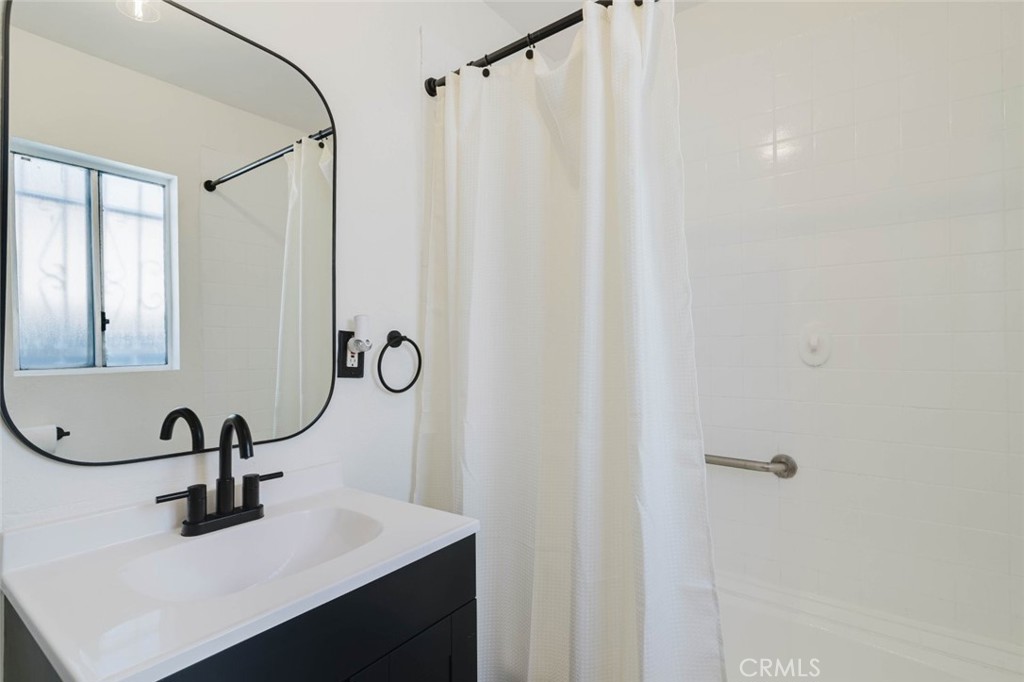 1309 W 131st Street Property Photo 13