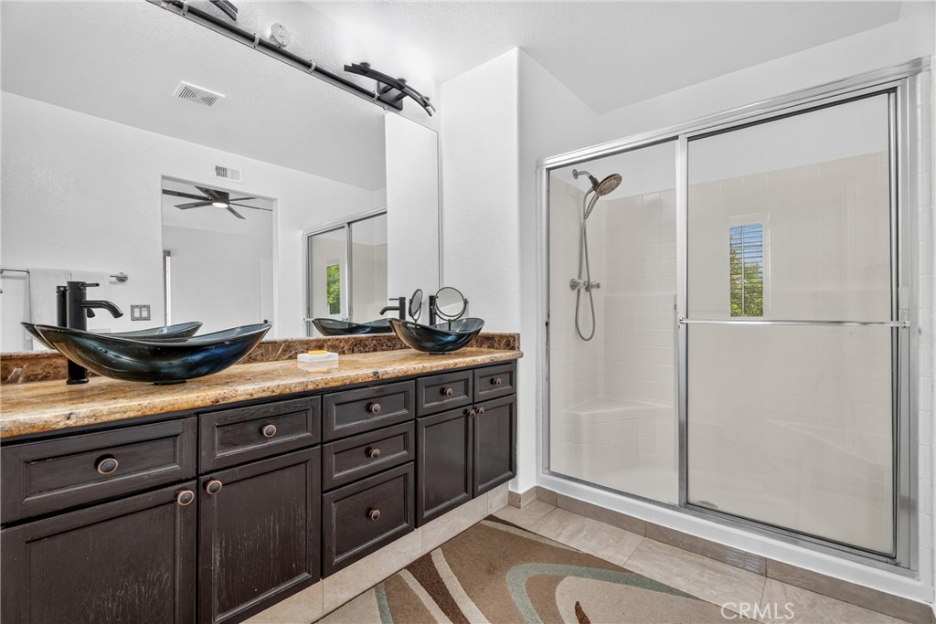 27630 Iris Property Photo 15
