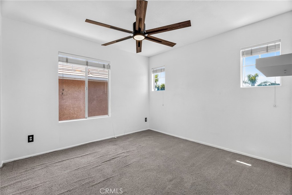 27630 Iris Property Photo 18