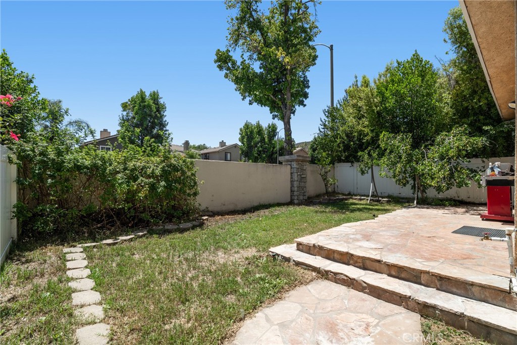 27630 Iris Property Photo 22