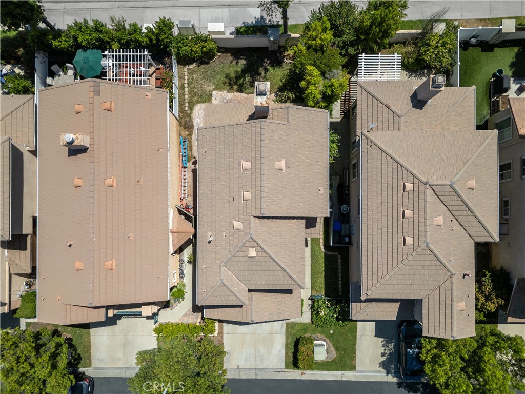 27630 Iris Property Photo 25