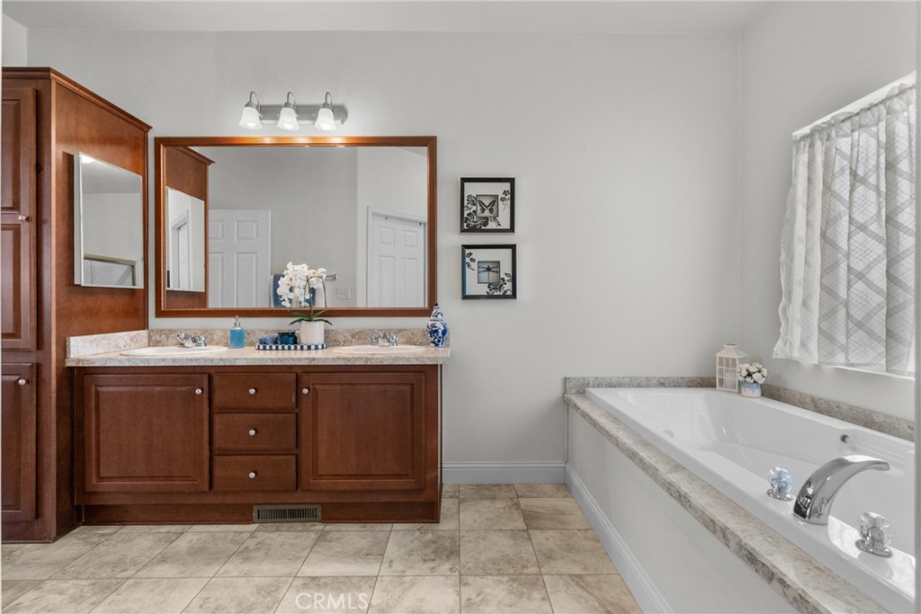 21308 Jimpson Way Property Photo 30