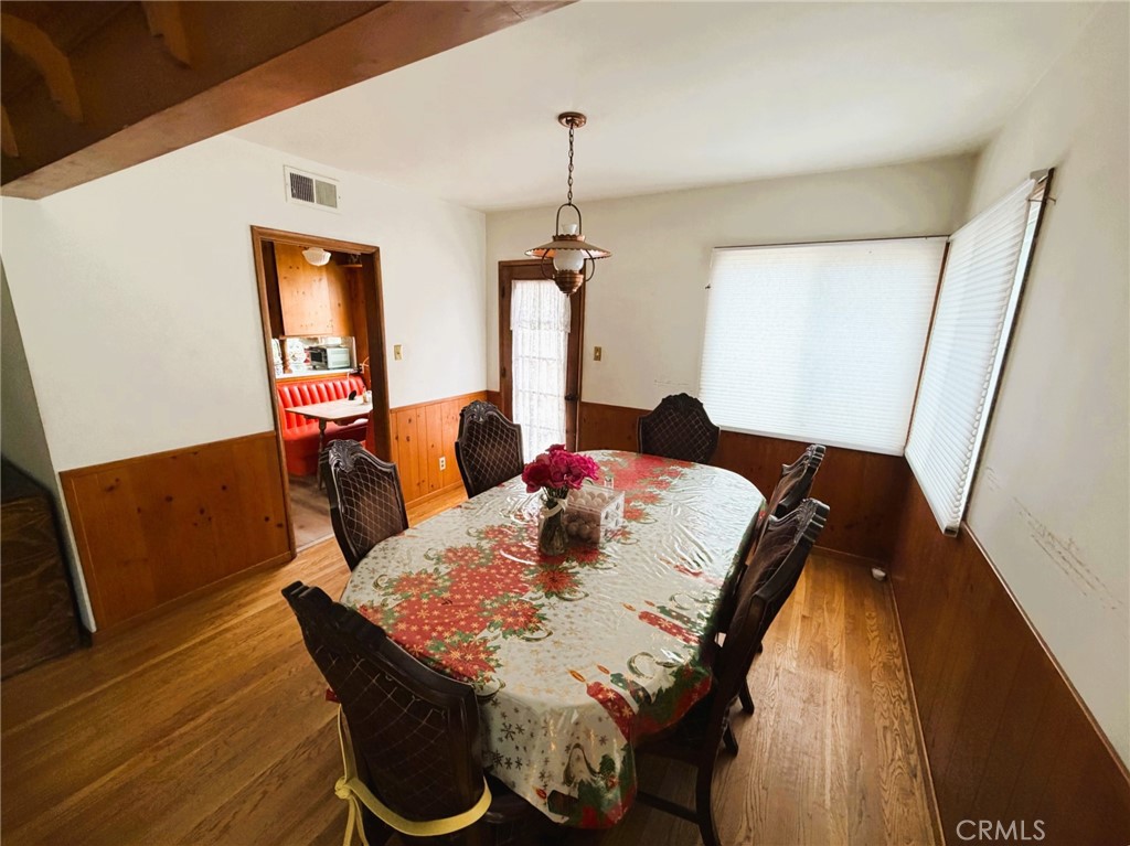 15035 Gilmore Street Property Photo 3