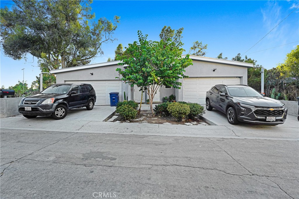 1125 Van Pelt Property Photo 1