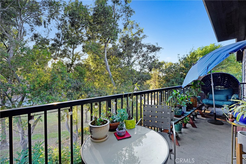 1125 Van Pelt Property Photo 7