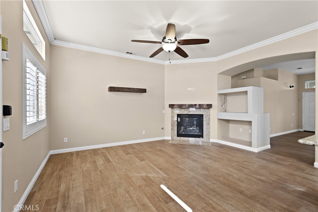 39528 Montebello Way Property Photo 8