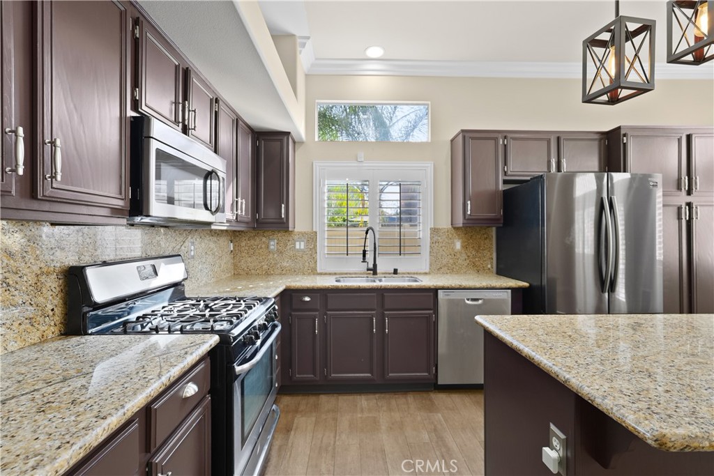 39528 Montebello Way Property Photo 10
