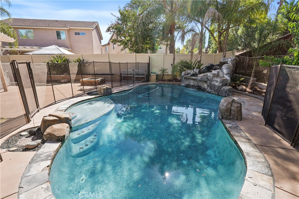 39528 Montebello Way Property Photo 41