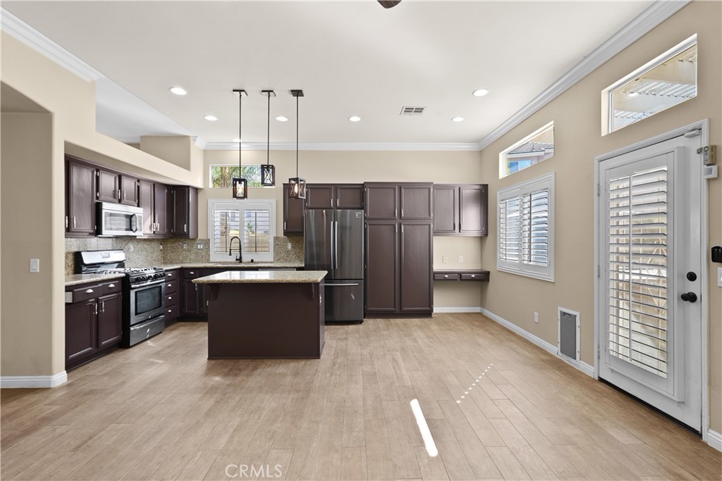 39528 Montebello Way Property Photo 48