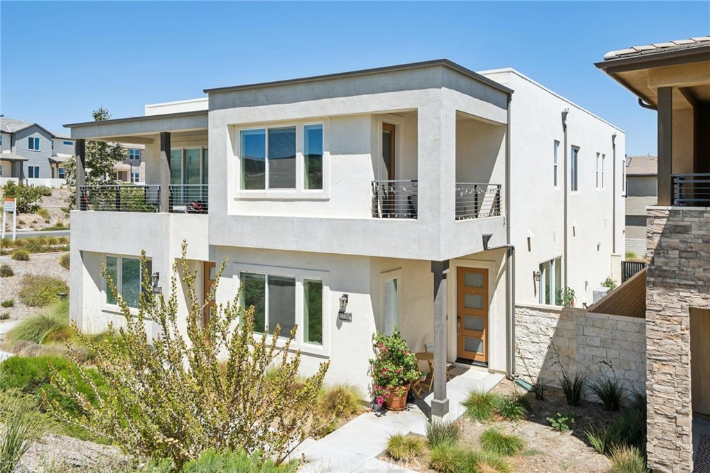 27262 Narrowleaf Willow Lane Property Photo 1