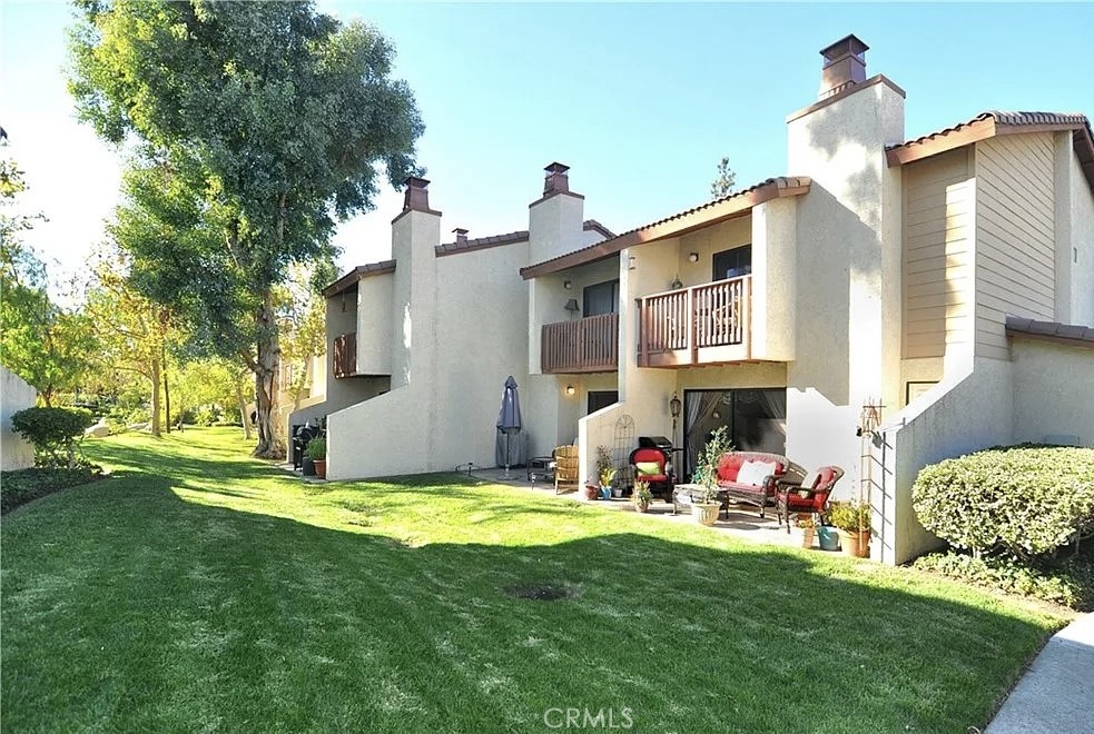 21555 Burbank 74 Property Photo 1