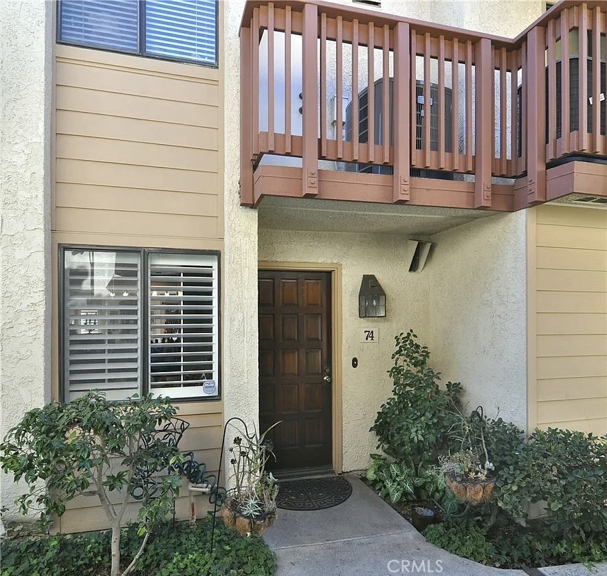 21555 Burbank 74 Property Photo 2