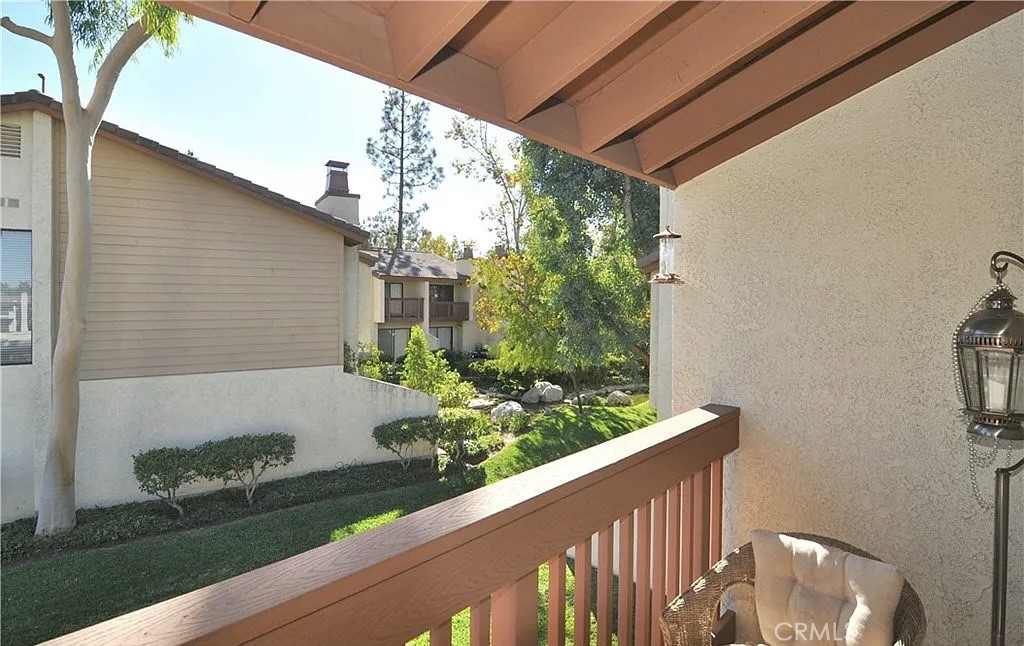 21555 Burbank 74 Property Photo 8