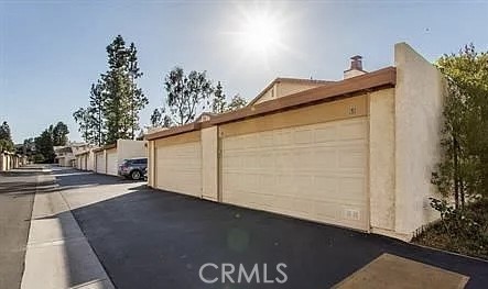 21555 Burbank 74 Property Photo 9