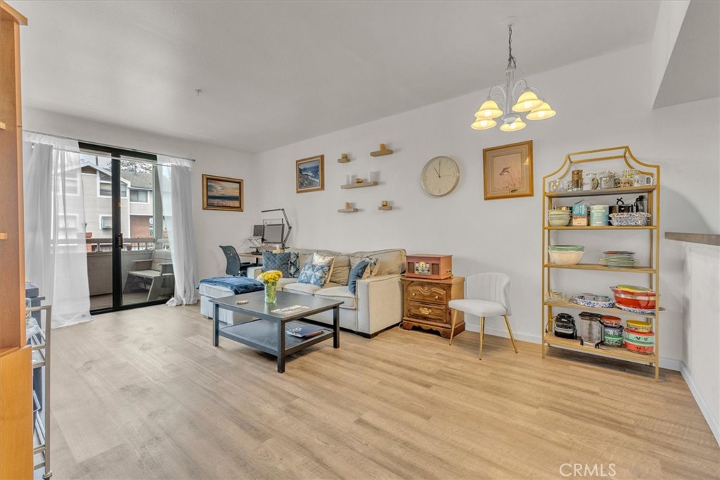 865 S B Street G1 Property Photo 6