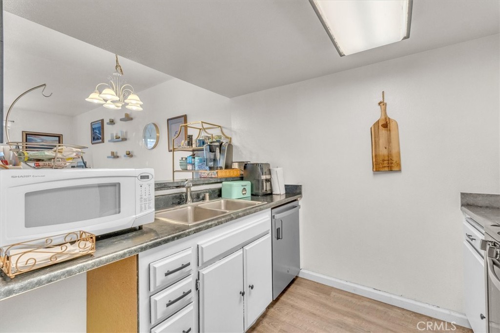 865 S B Street G1 Property Photo 15