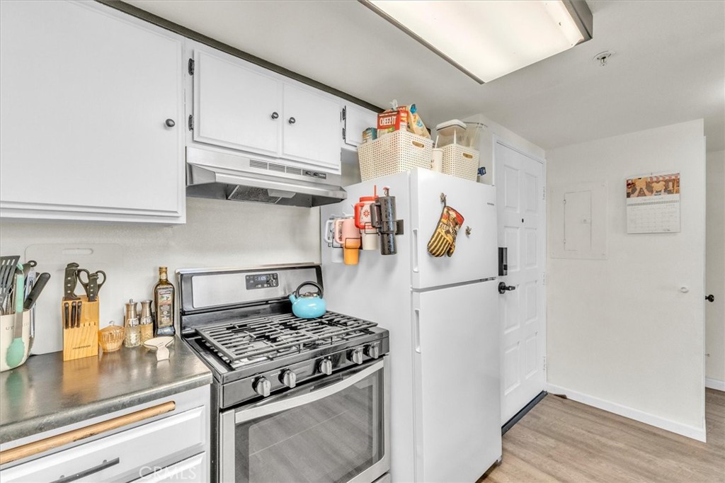 865 S B Street G1 Property Photo 17